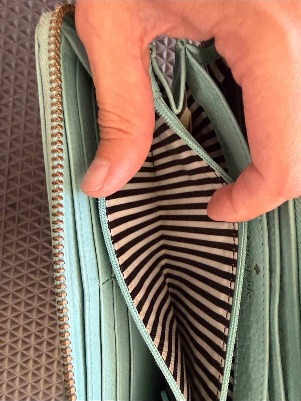 kate spade Zip Around Pebbled Wallet in Mint